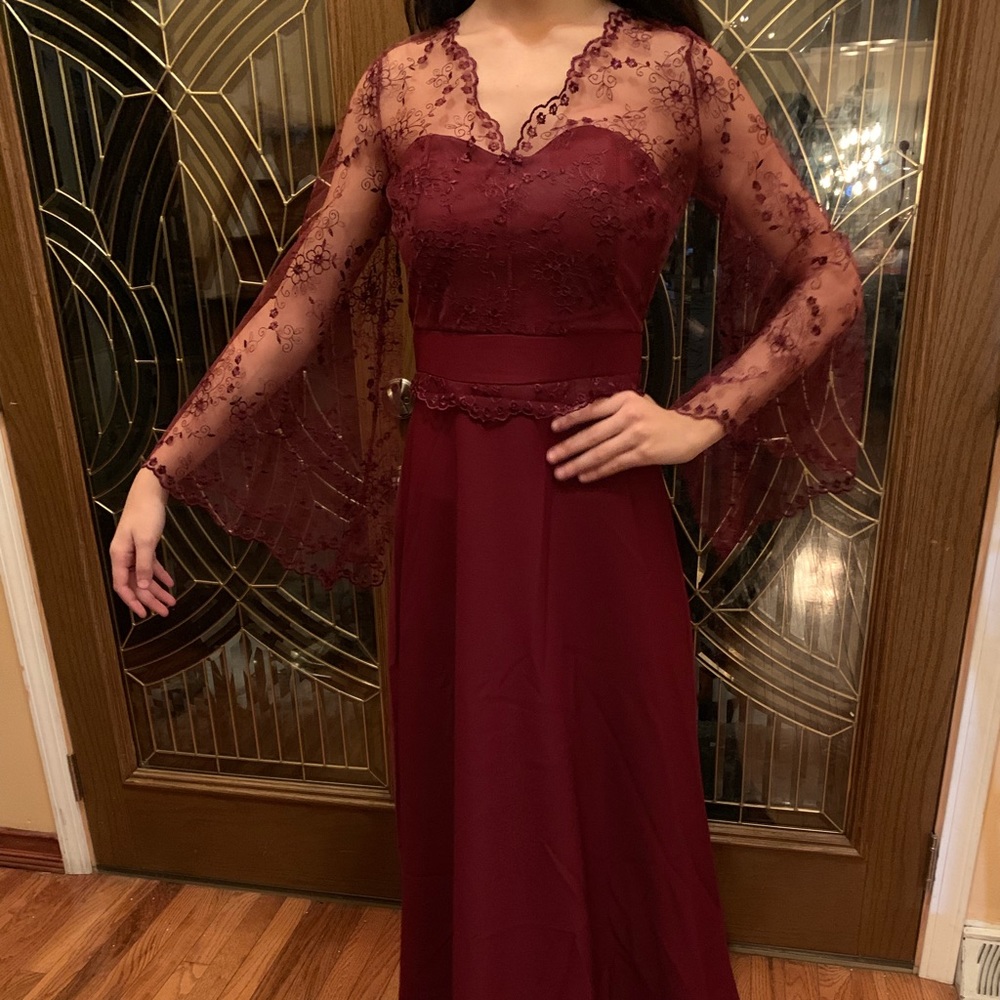 Burgundy evening dress lace sleeves! NWT